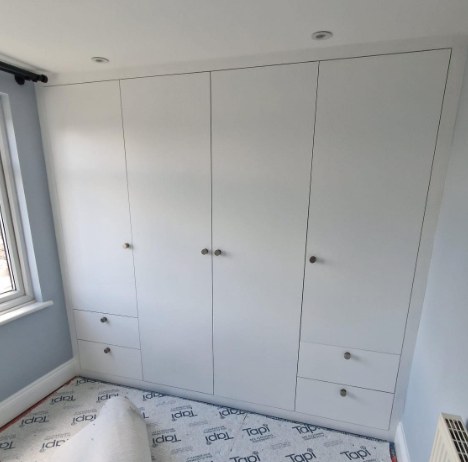 Custom fitted wardrobes by AG Signature Renovation